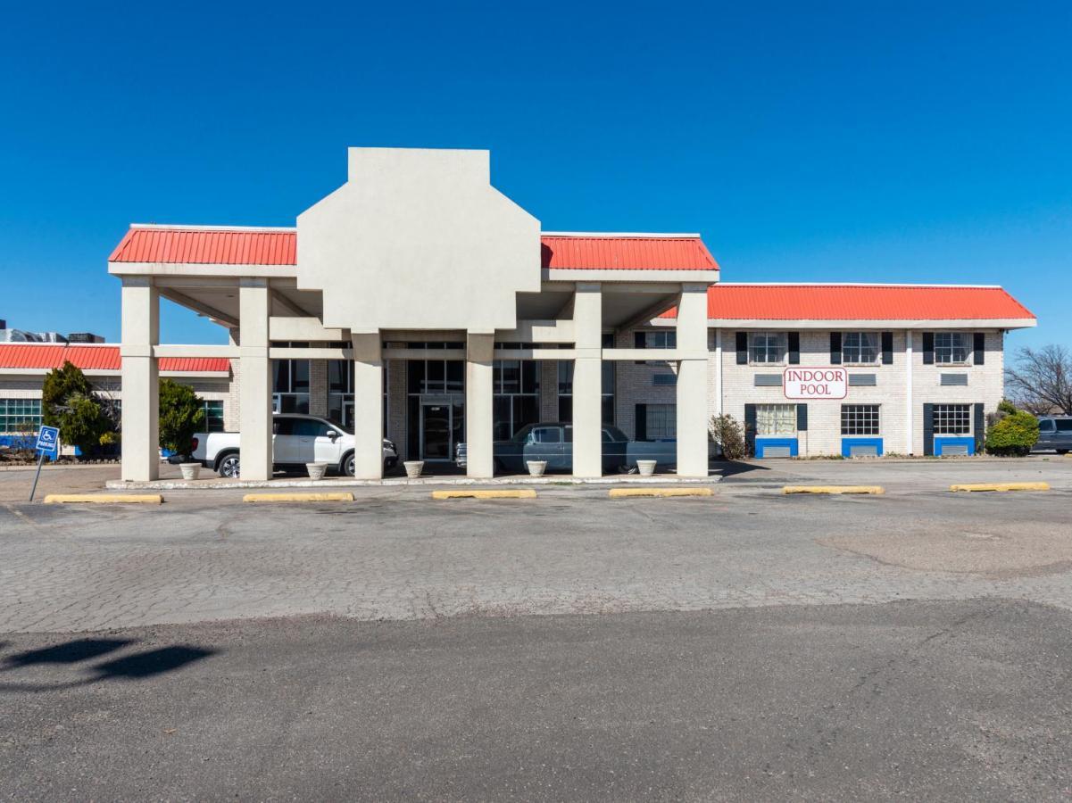 Rest Inn - Extended Stay, I-40 Airport, Wedding & Event Center Amarillo Ngoại thất bức ảnh